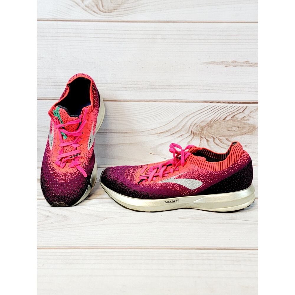 Brooks Levitate 2 Women's Running Shoes Pink Purple Cushioned Size 10 Sneakers